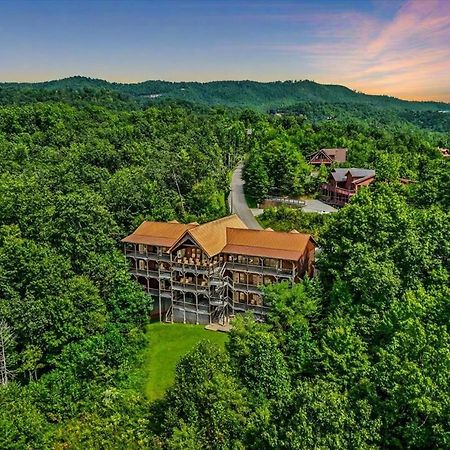 Gatlinburg Mansion Cabin Pittman Center Екстериор снимка