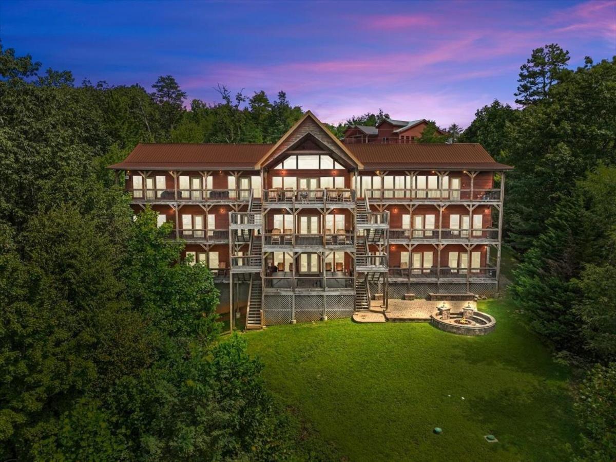 Gatlinburg Mansion Cabin Pittman Center Екстериор снимка