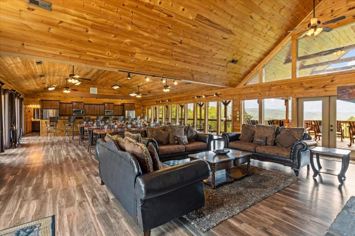 Gatlinburg Mansion Cabin Pittman Center Екстериор снимка